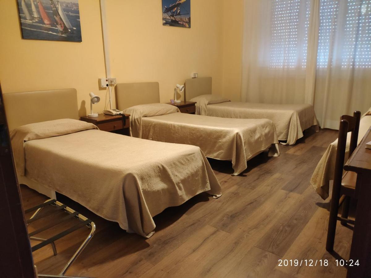 Giappone Inn Parking Hotel Livorno Exterior foto